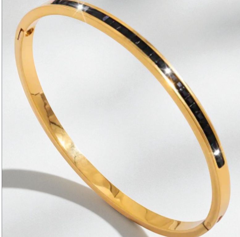 Crystal Lined 18K plated stainless steel lined bracelet.